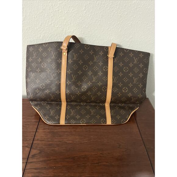 Louis Vuitton Shoulder Bag For Parts Craft DIY Art Projects AS IS DAMAGED - Picture 3 of 13